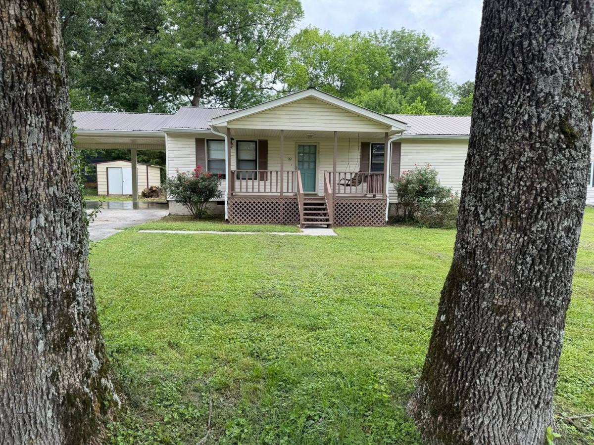 House for rent at 10 Morgan Circle, Fort Oglethorpe, GA 30742