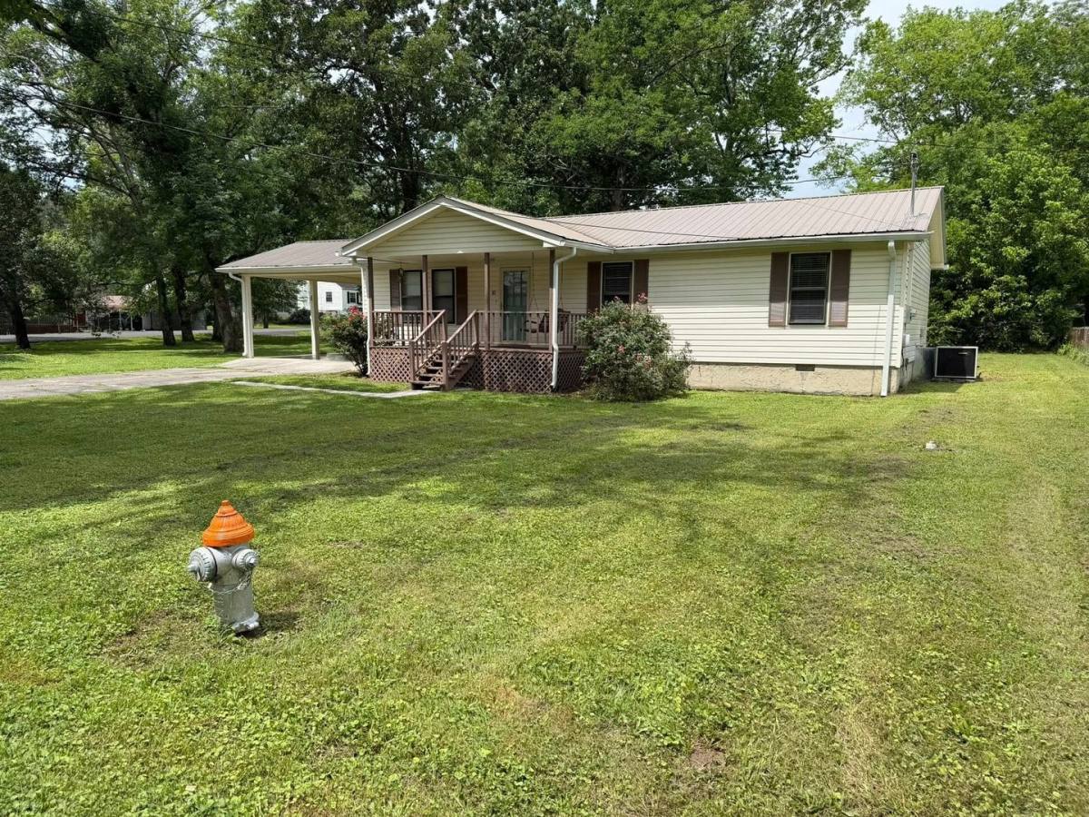 House for rent at 10 Morgan Circle, Fort Oglethorpe, GA 30742