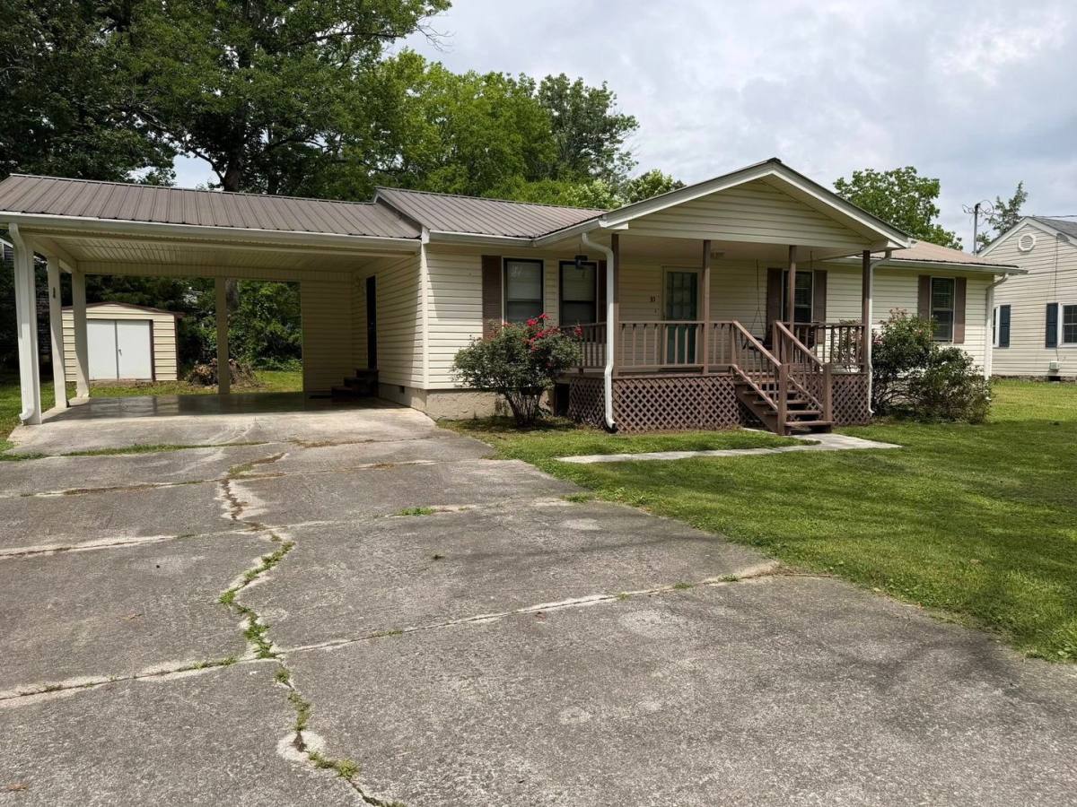House for rent at 10 Morgan Circle, Fort Oglethorpe, GA 30742