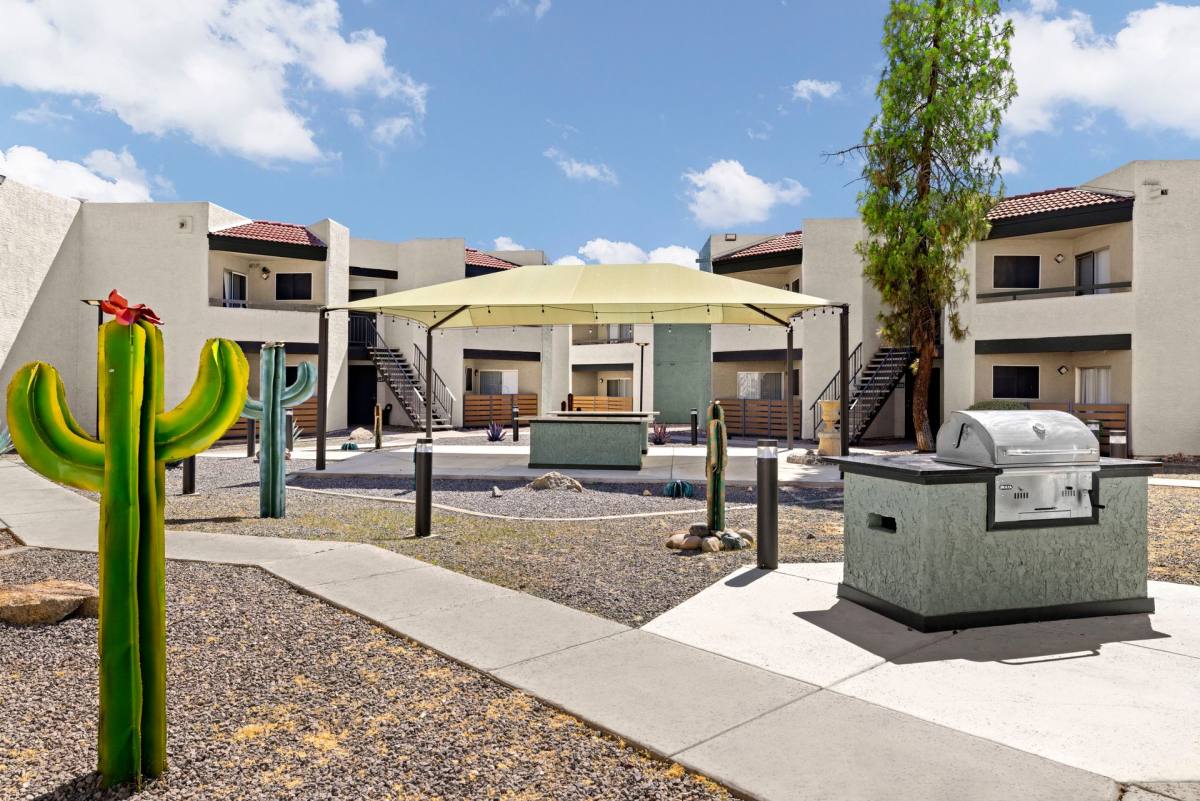 Apartment for rent at 6231 N 67th Ave, Glendale, AZ 85301