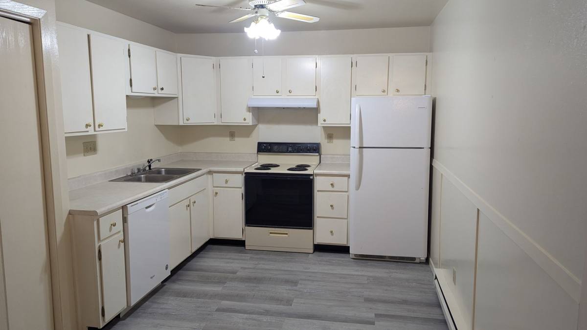 Apartment for rent at 505 Chestnut #A, La Porte City, IA 50651