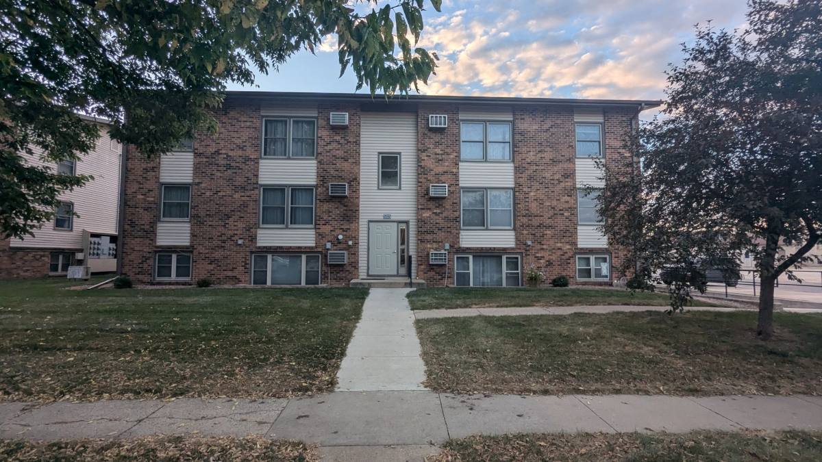 Apartment for rent at 505 Chestnut #A, La Porte City, IA 50651