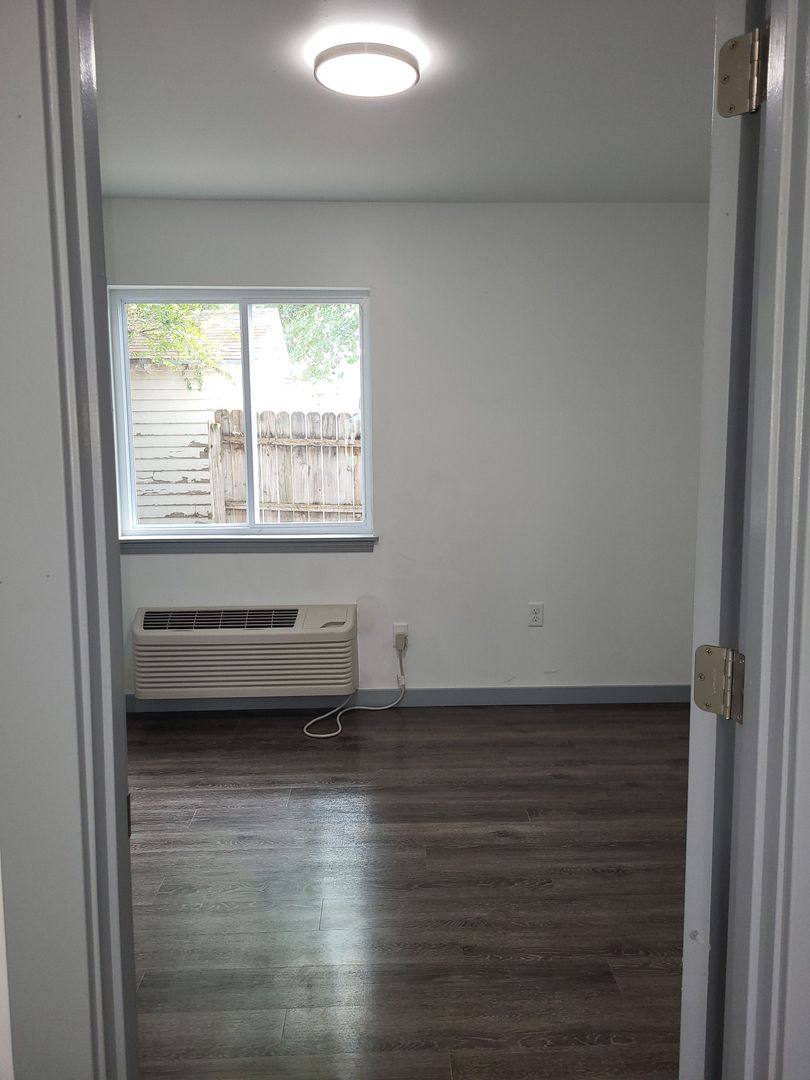 Apartment for rent at 703 Ash St, Wamego, KS 66547