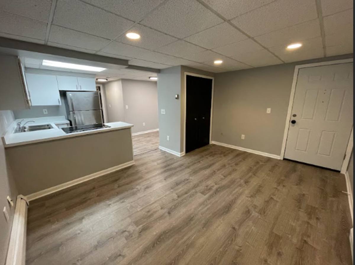 Apartment for rent at 33354 Kingslane Court, Farmington, MI 48336