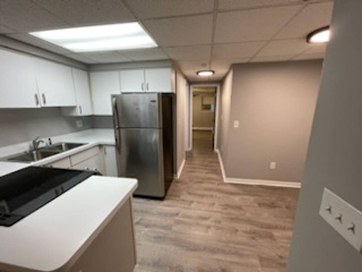 Apartment for rent at 33354 Kingslane Court, Farmington, MI 48336