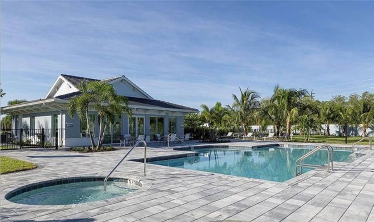 House for rent at 2295 Marquesa Circle, Naples, FL 34112