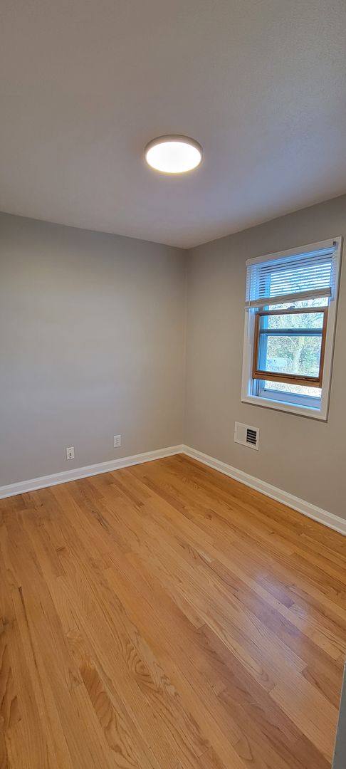 House for rent at 5116 Charles St, Omaha, NE 68132