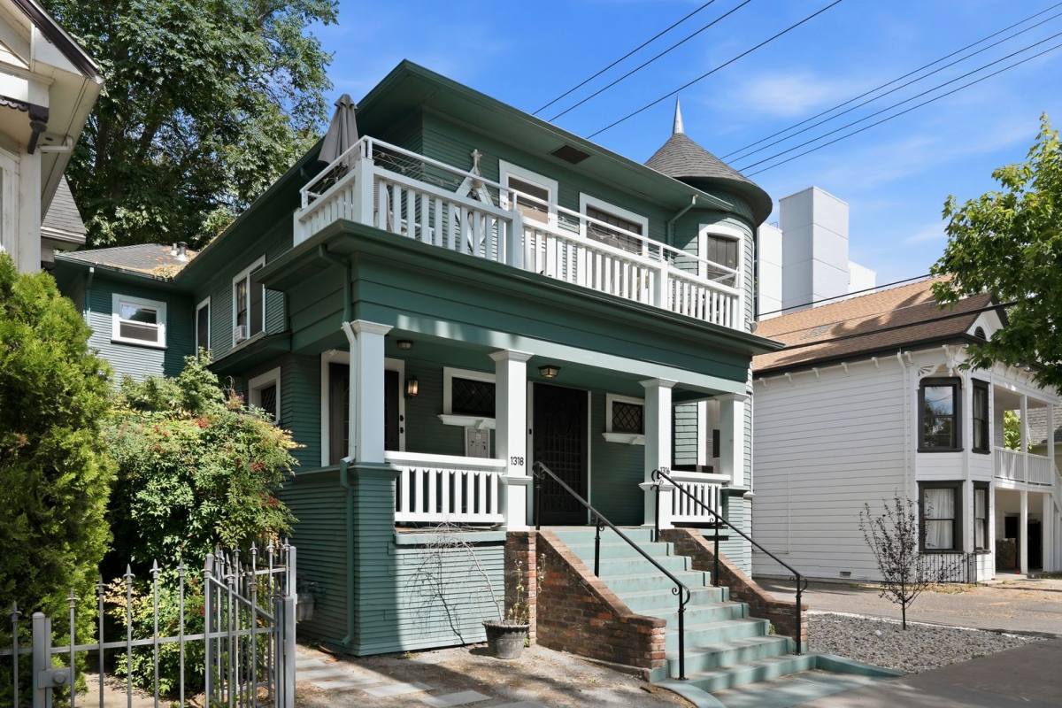 Apartment for rent at 1316 19th St, Sacramento, CA 95811