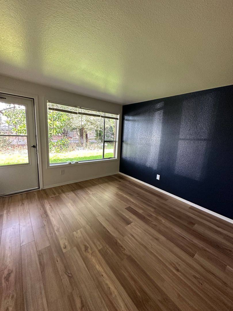 Apartment for rent at 609 Shattuck Ave S, Renton, WA 98057