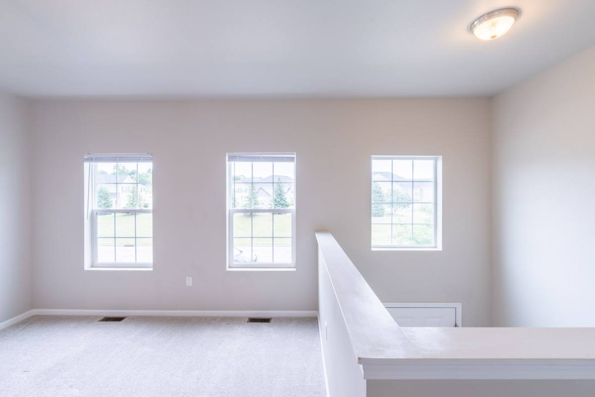 Townhouse for rent at 6909 Daniel Defoe Dr, Johnston, IA 50131