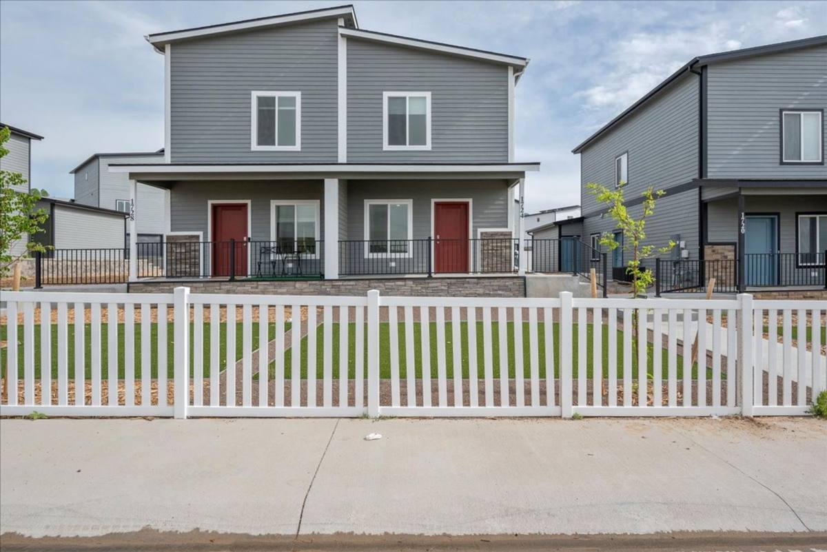 Townhouse for rent at 1724 Richard Martin Dr, Cheyenne, WY 82007