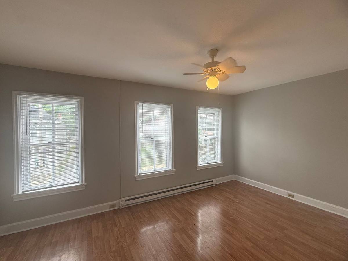 Apartment for rent at 621 N Pitt St, Carlisle, PA 17013