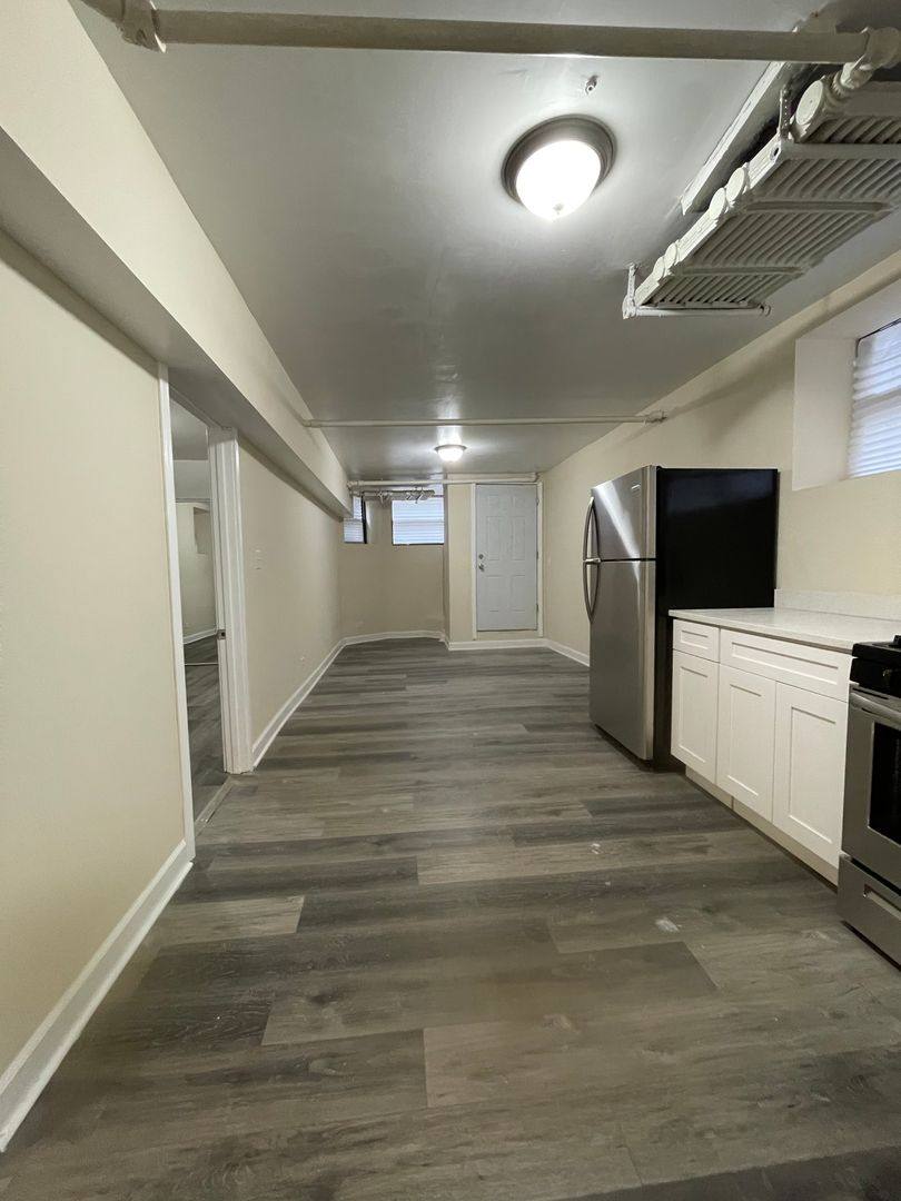 Apartment for rent at 1210 W Lexington St, Chicago, IL 60607