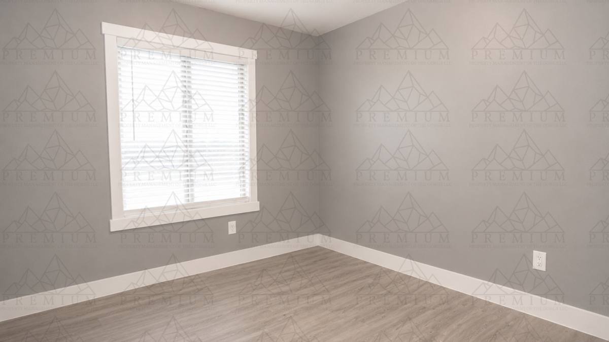 House for rent at 3504 Royal Crest Dr E, The Dalles, OR 97058