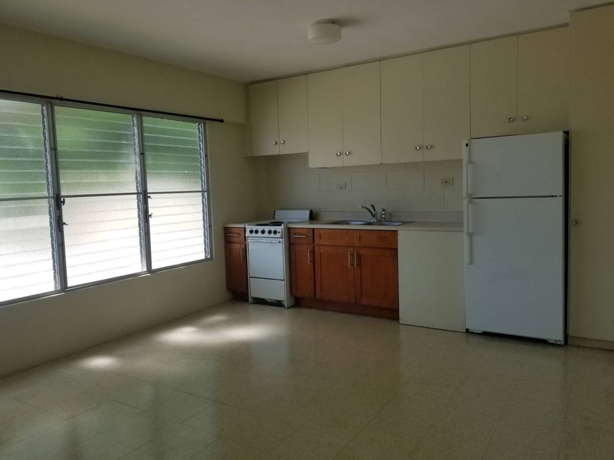Apartment for rent at 1912 Kalihi St, Honolulu, HI 96819