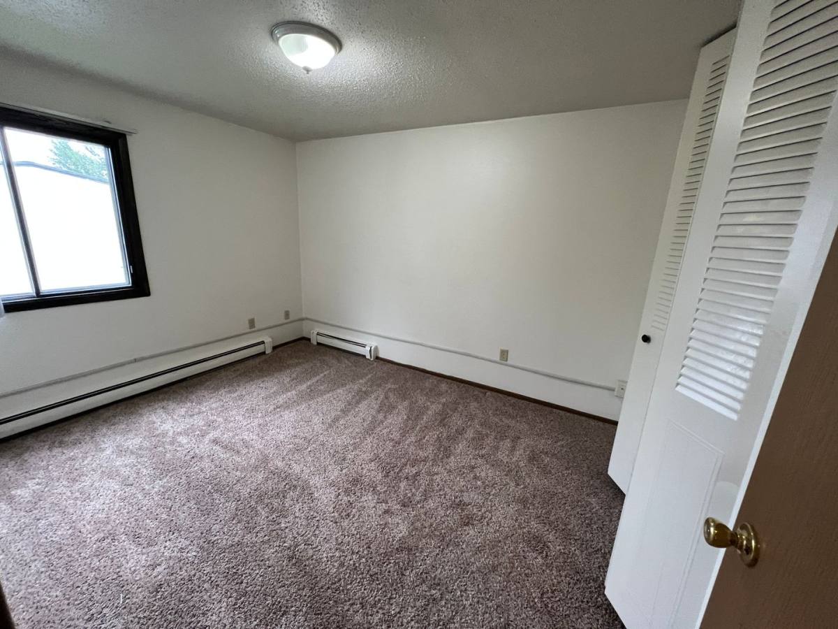Apartment for rent at 1125 19th St N, Fargo, ND 58102