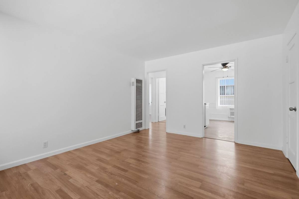 Apartment for rent at 5642-5646 Laurel Canyon Ave, Valley Village, CA 91607