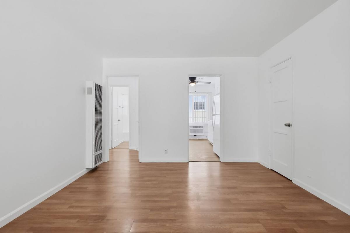 Apartment for rent at 5642-5646 Laurel Canyon Ave, Valley Village, CA 91607