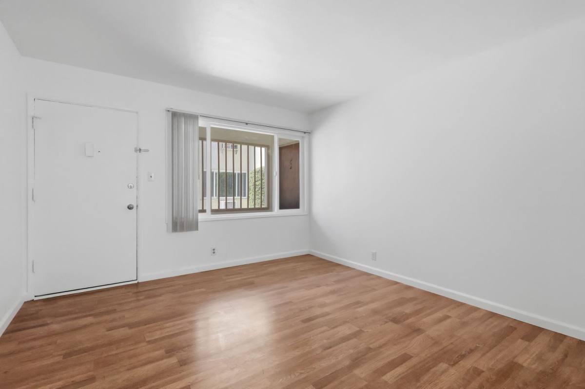 Apartment for rent at 5642-5646 Laurel Canyon Ave, Valley Village, CA 91607