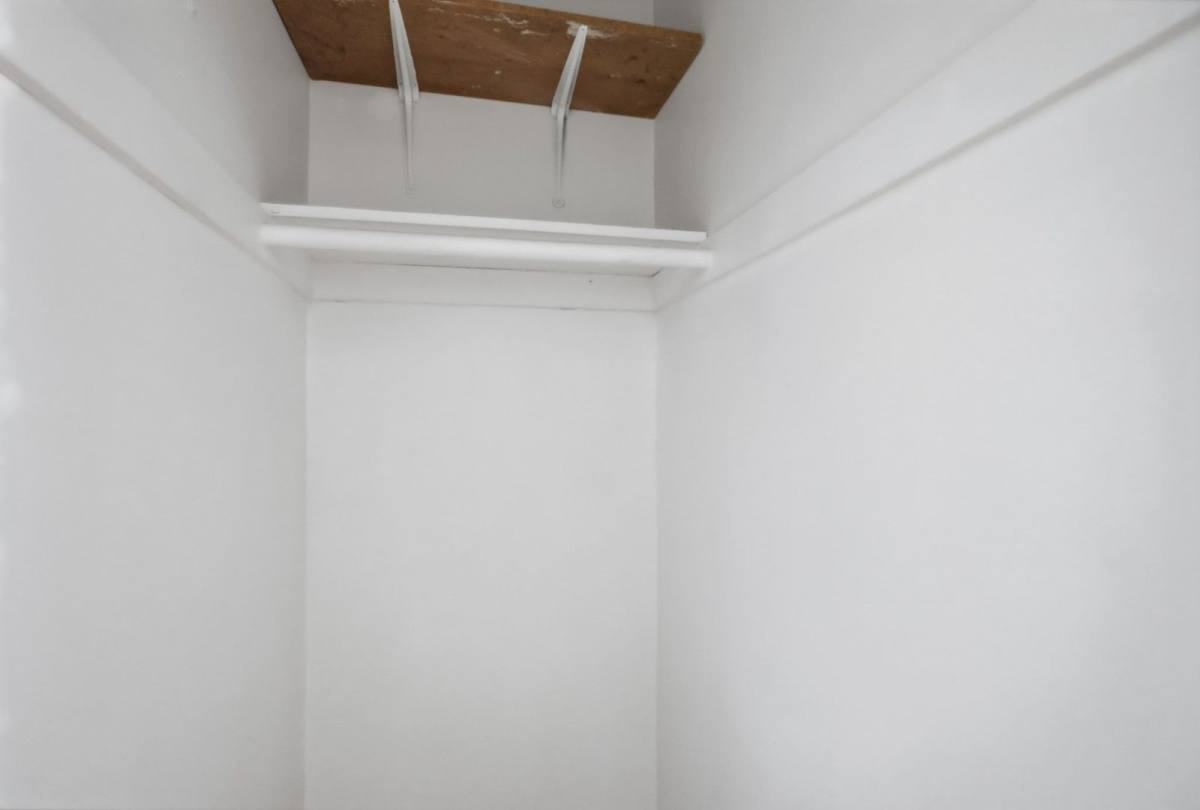 Apartment for rent at 5642-5646 Laurel Canyon Ave, Valley Village, CA 91607