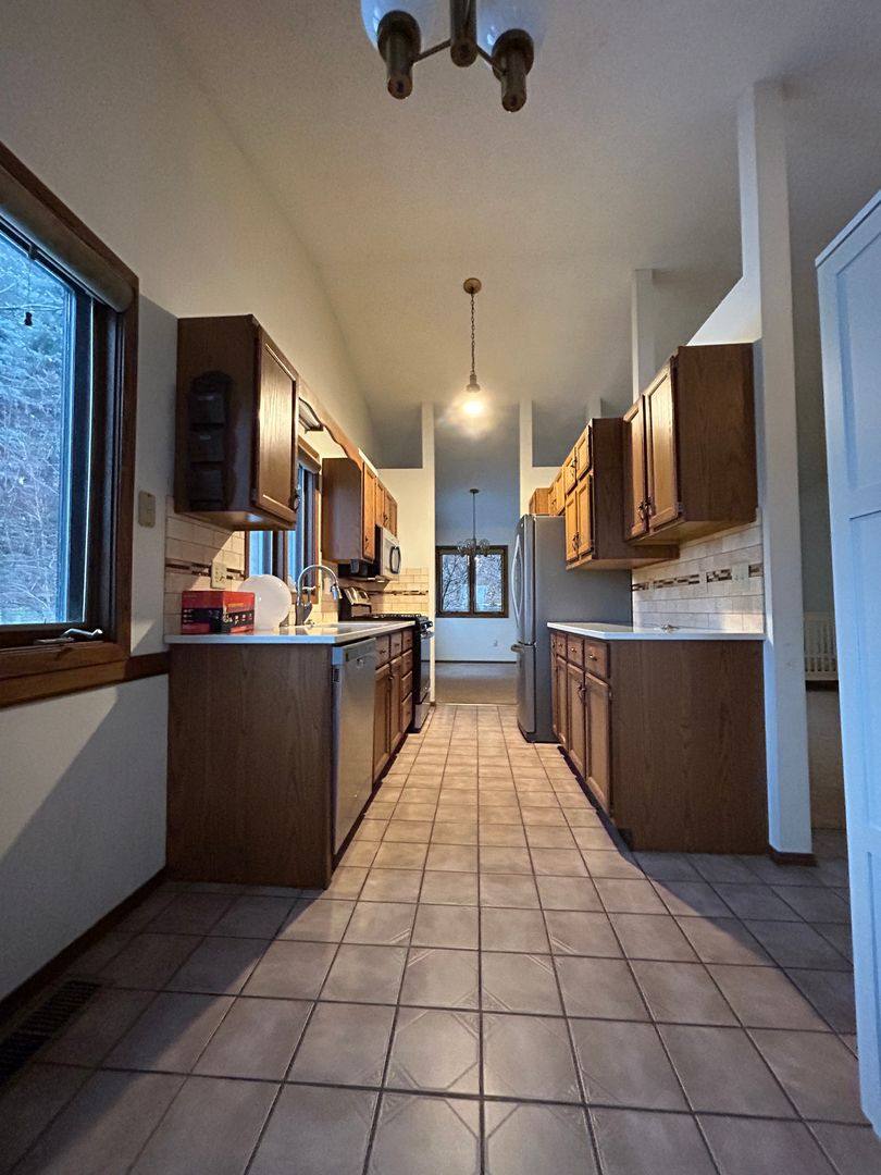 Apartment for rent at 3617 Parkwood Place, La Crosse, WI 54601