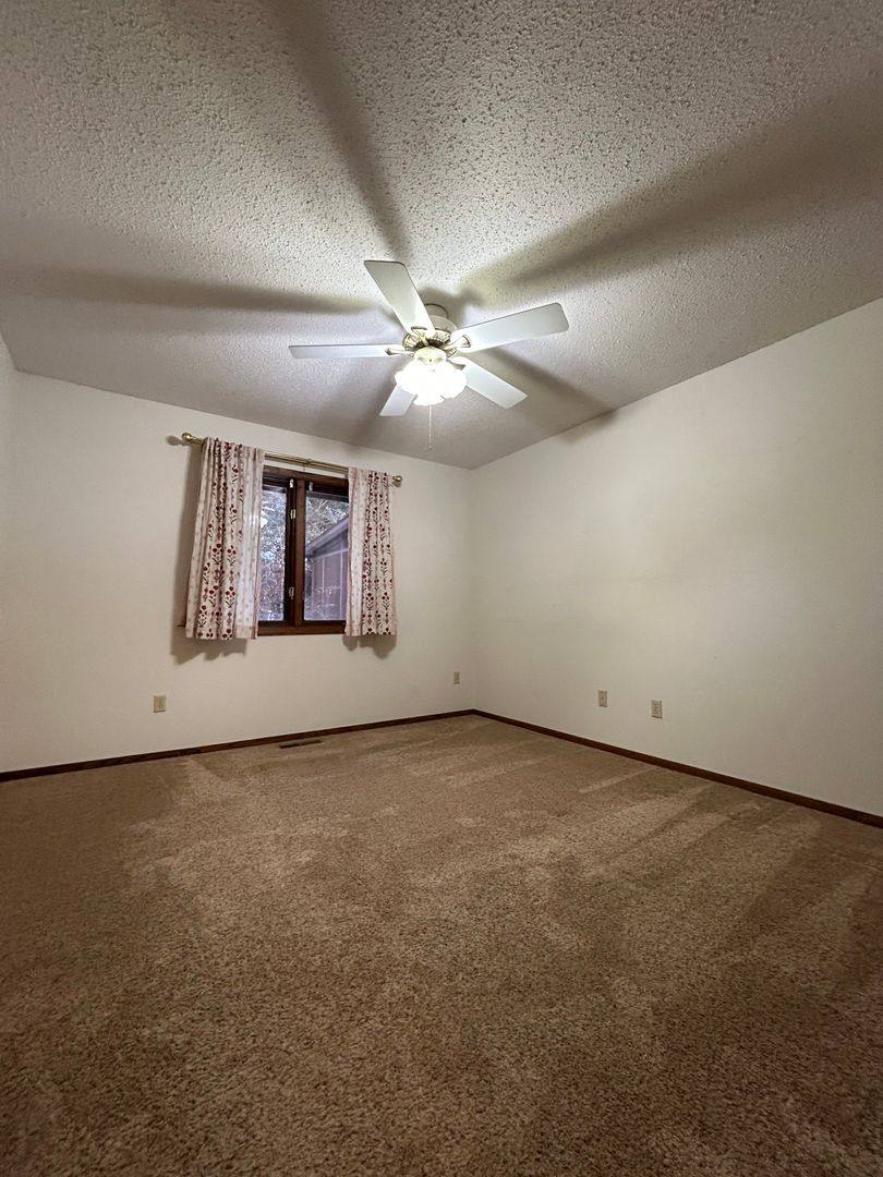 Apartment for rent at 3617 Parkwood Place, La Crosse, WI 54601