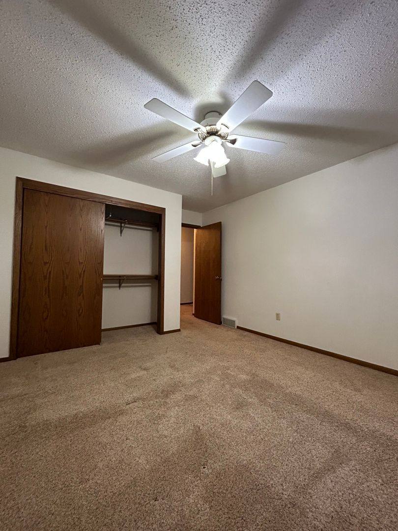 Apartment for rent at 3617 Parkwood Place, La Crosse, WI 54601