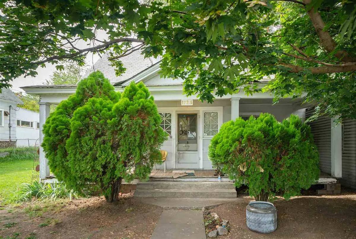 Apartment for rent at 1725 N Howard St, Spokane, WA 99205