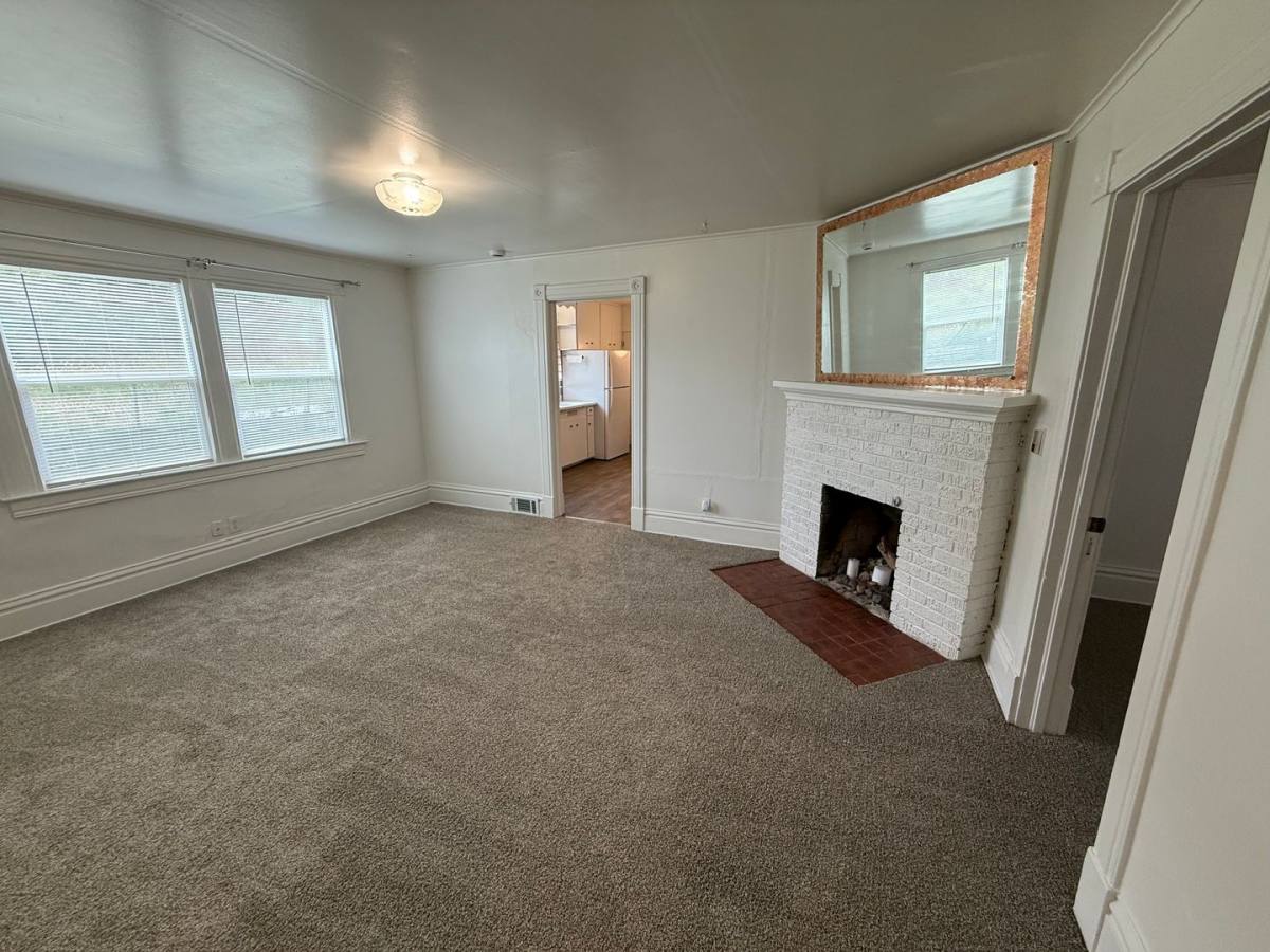 Apartment for rent at 1725 N Howard St, Spokane, WA 99205
