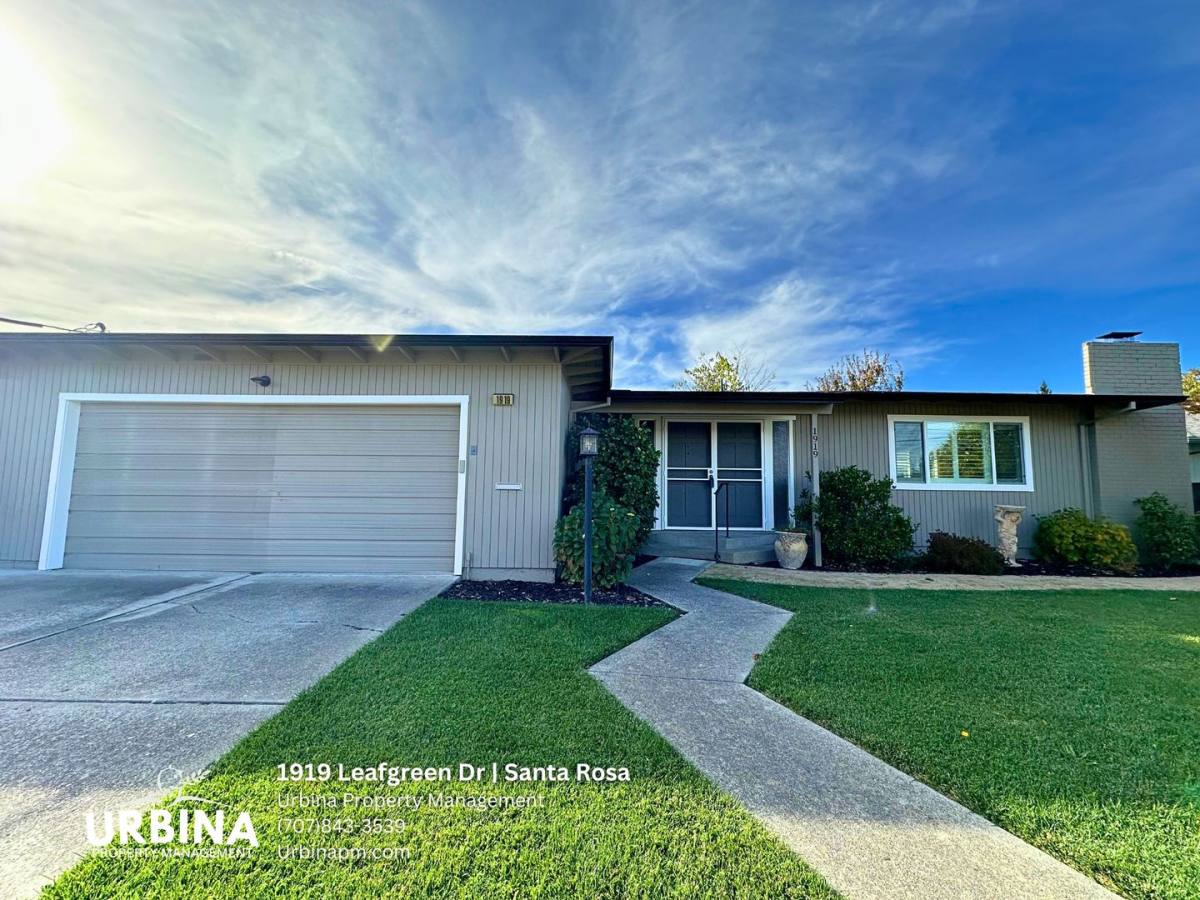 House for rent at 1919 Leafgreen Dr, Santa Rosa, CA 95405