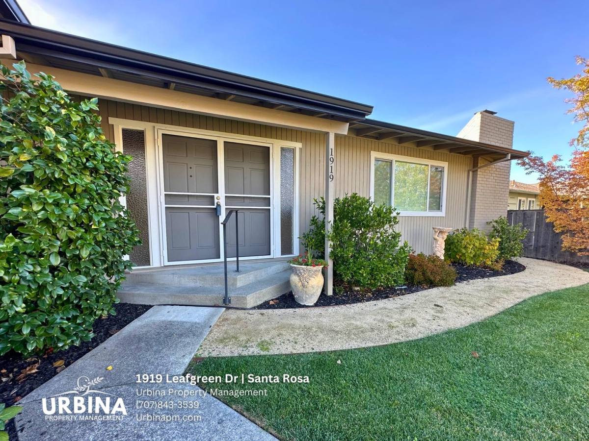 House for rent at 1919 Leafgreen Dr, Santa Rosa, CA 95405