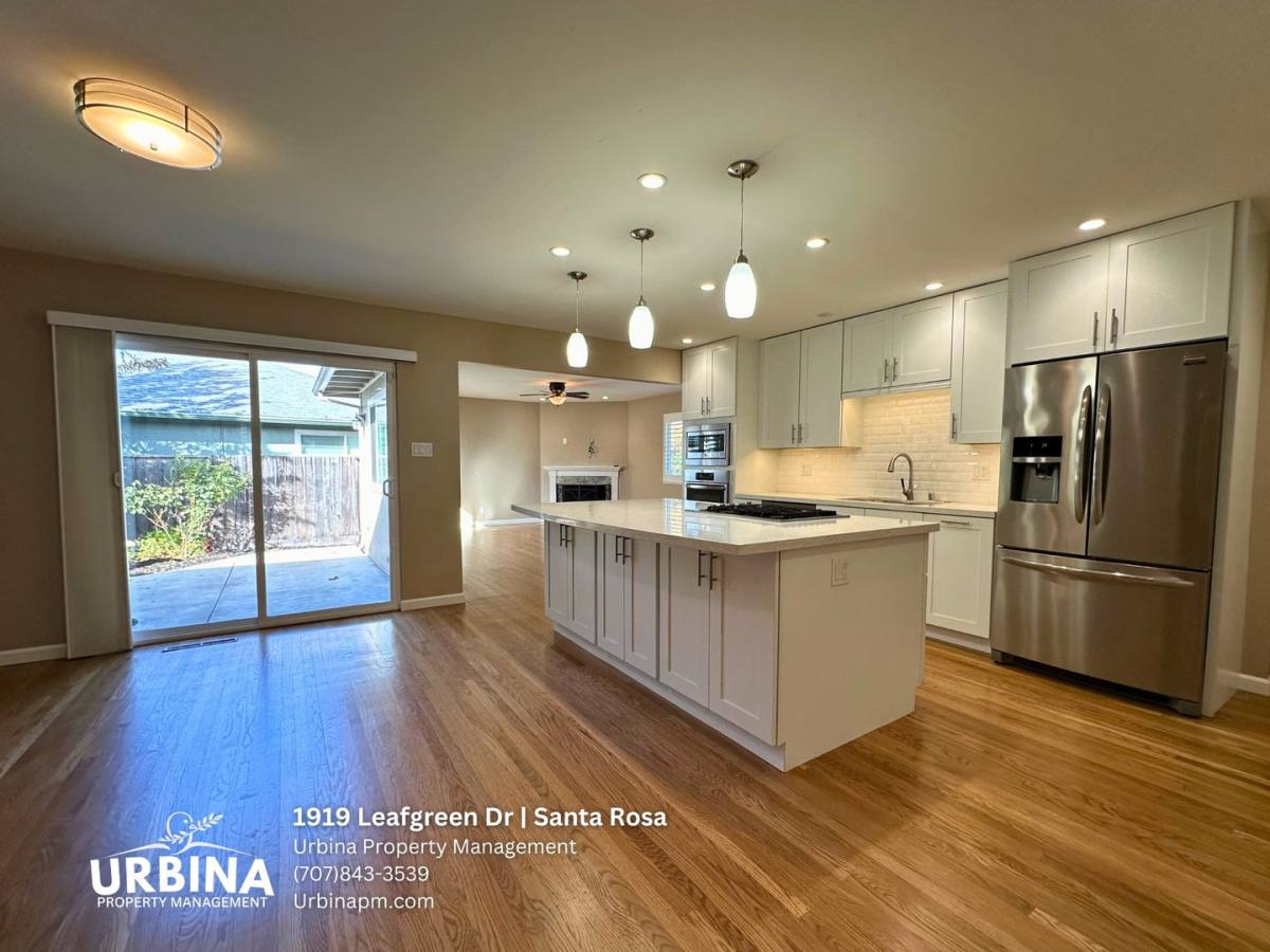 House for rent at 1919 Leafgreen Dr, Santa Rosa, CA 95405