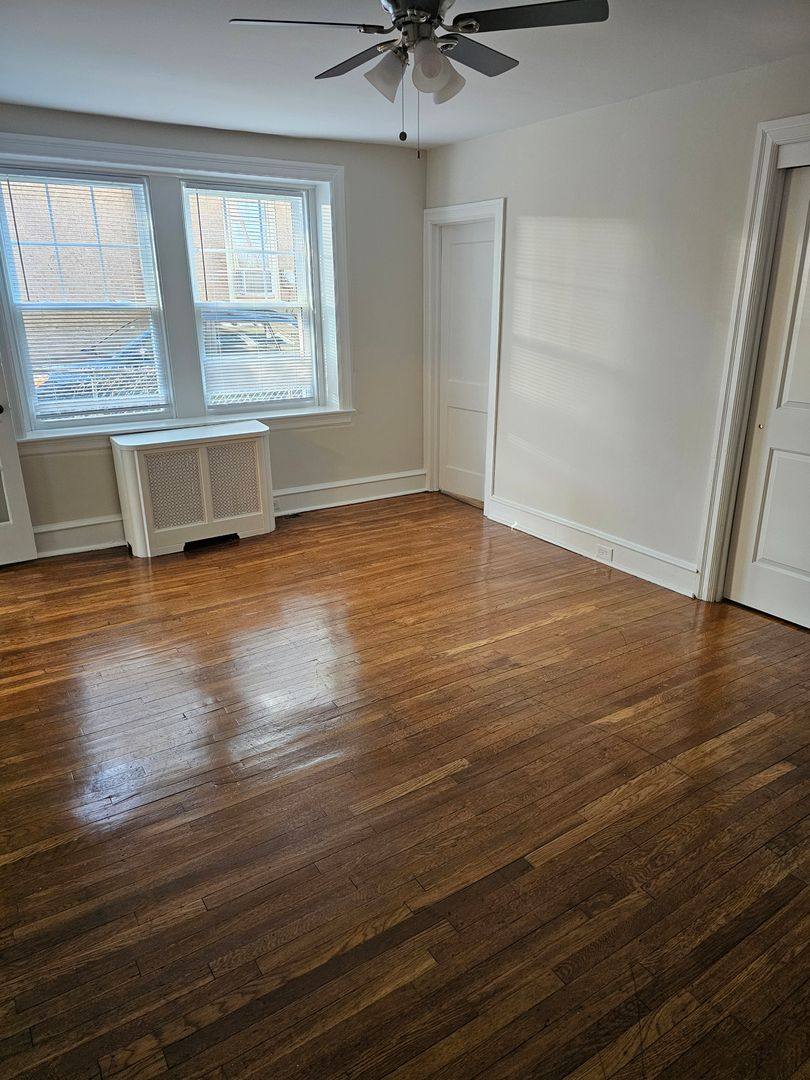 Apartment for rent at 410 Linden St, Jenkintown, PA 19046