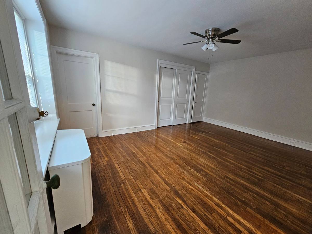 Apartment for rent at 410 Linden St, Jenkintown, PA 19046