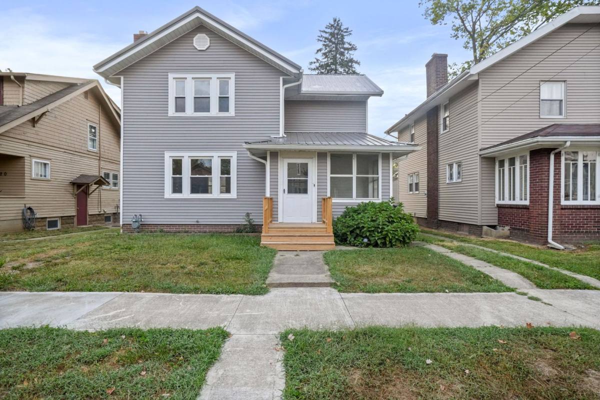 House for rent at 112 Linden Ave, Newark, OH 43055