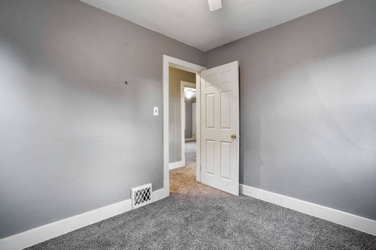 House for rent at 112 Linden Ave, Newark, OH 43055
