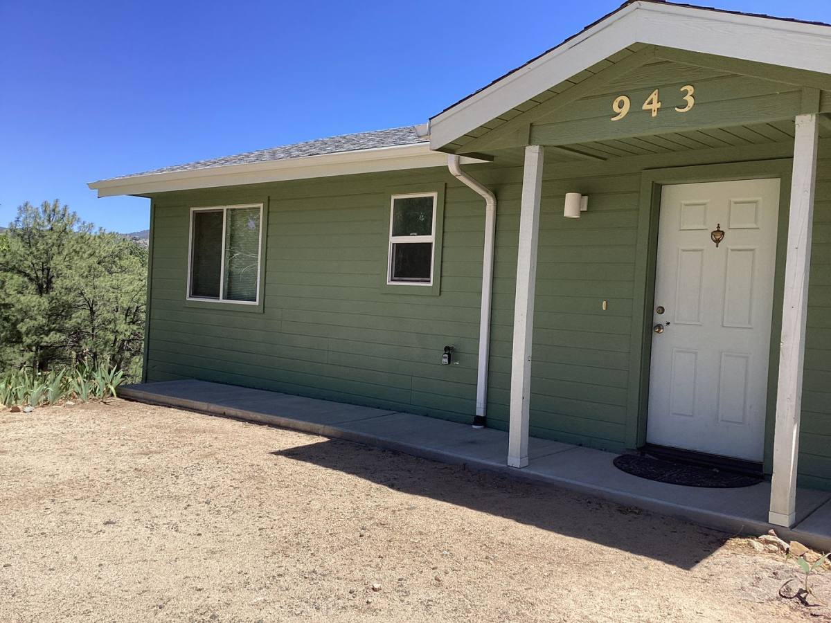 House for rent at 943 W Lookout Rd, Prescott, AZ 86303