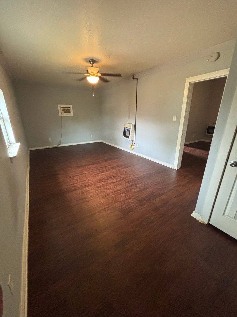 Apartment for rent at 4035 Egan St, Shreveport, LA 71101