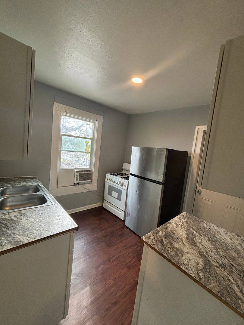 Apartment for rent at 4035 Egan St, Shreveport, LA 71101
