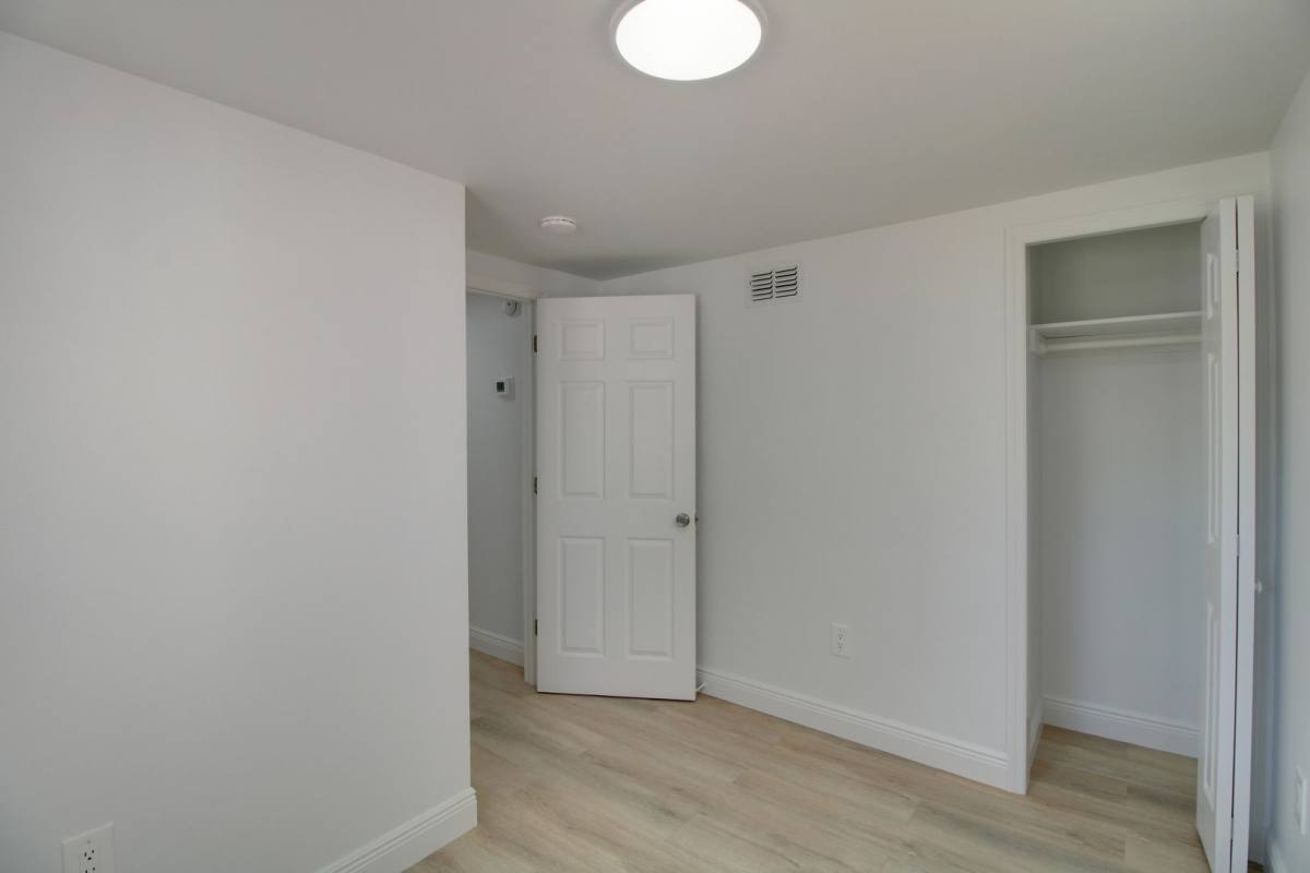 Apartment for rent at 236 N Oleander Ave, Daytona Beach, FL 32118