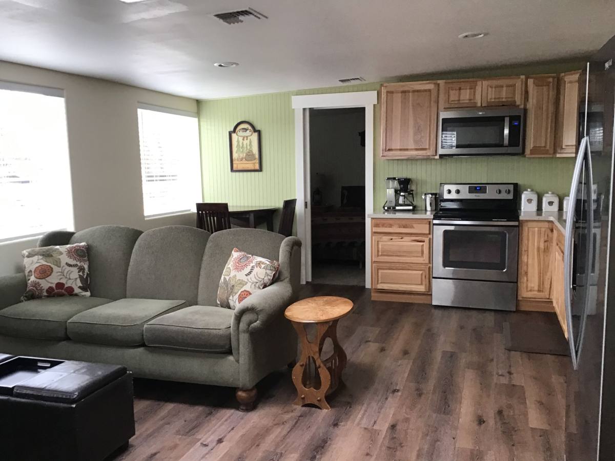 Apartment for rent at 18550 Couch Market Rd, Bend, OR 97703