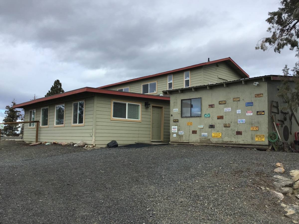 Apartment for rent at 18550 Couch Market Rd, Bend, OR 97703