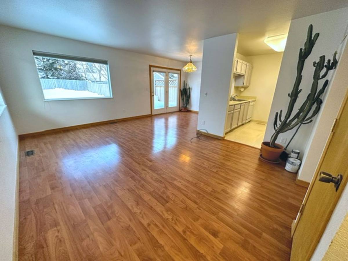 House for rent at 1822 Bellevue Loop, Anchorage, AK 99515