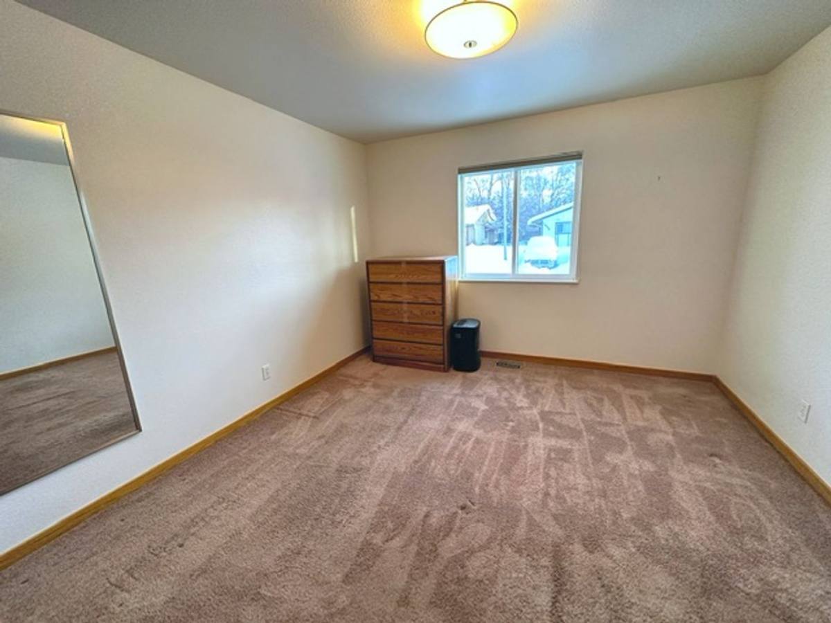 House for rent at 1822 Bellevue Loop, Anchorage, AK 99515