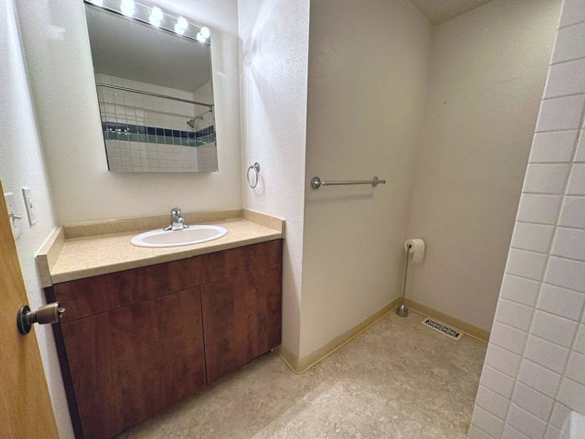 House for rent at 1822 Bellevue Loop, Anchorage, AK 99515