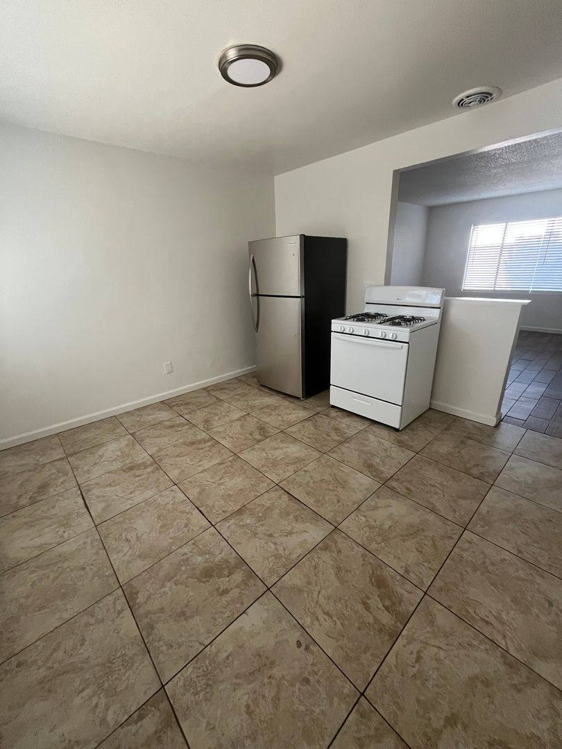 Apartment for rent at 966 W 3rd St, Azusa, CA 91702