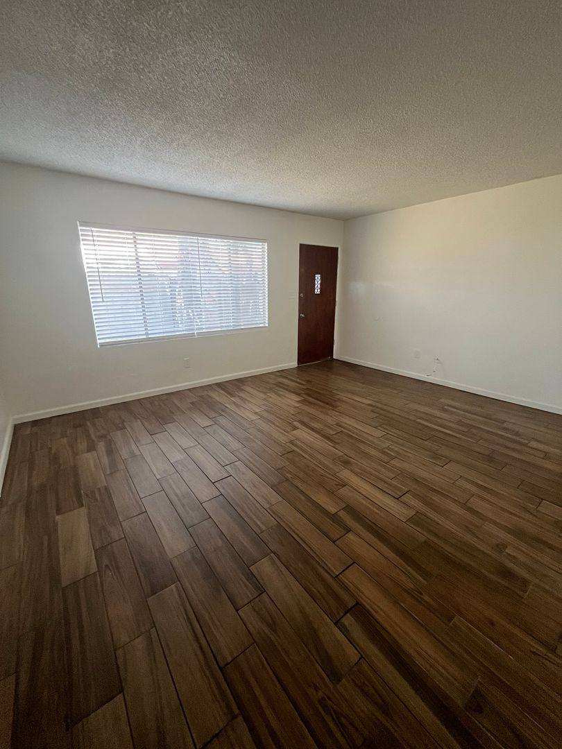 Apartment for rent at 966 W 3rd St, Azusa, CA 91702