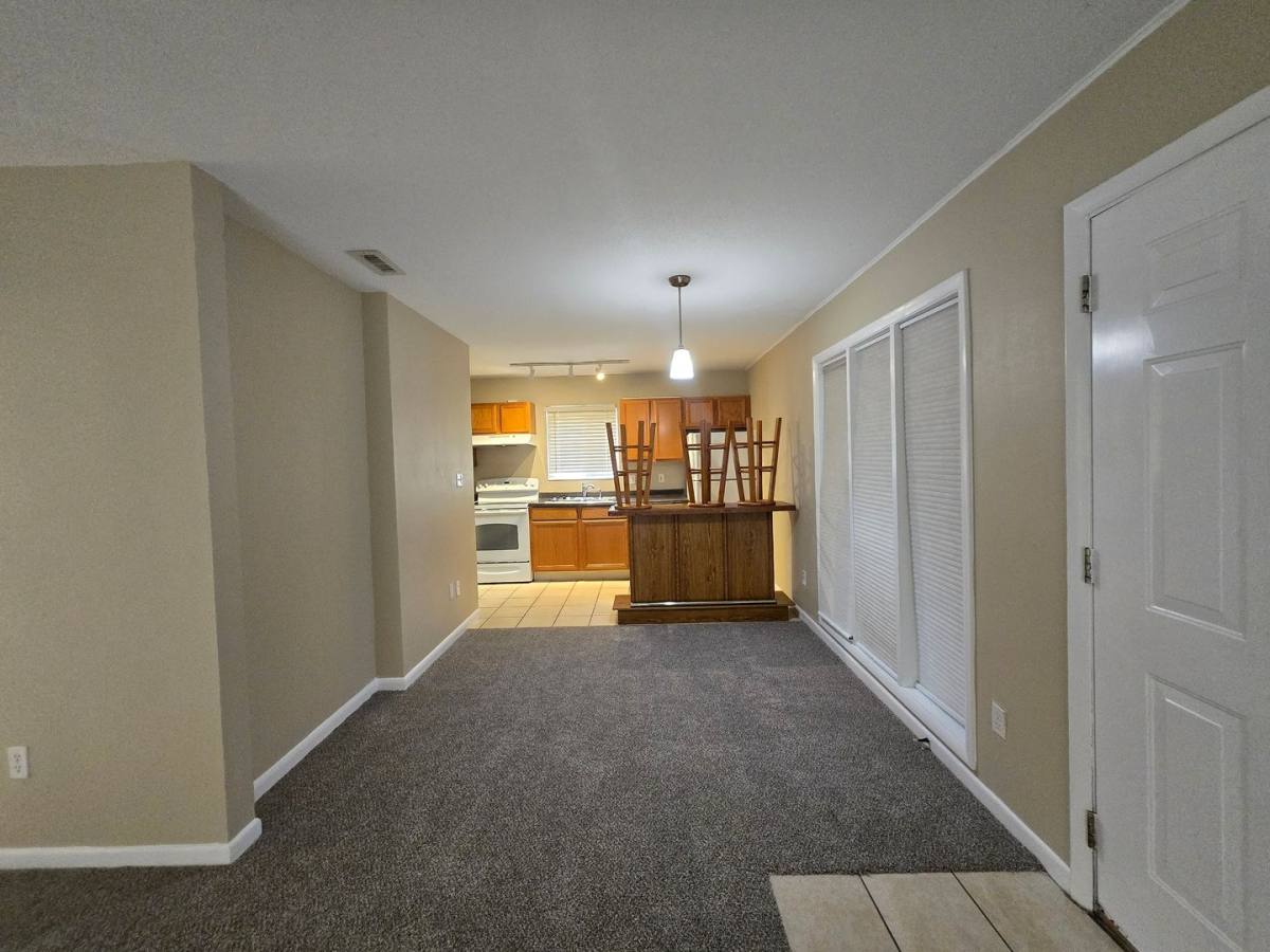 Apartment for rent at 507 NW 39th Rd, Gainesville, FL 32607