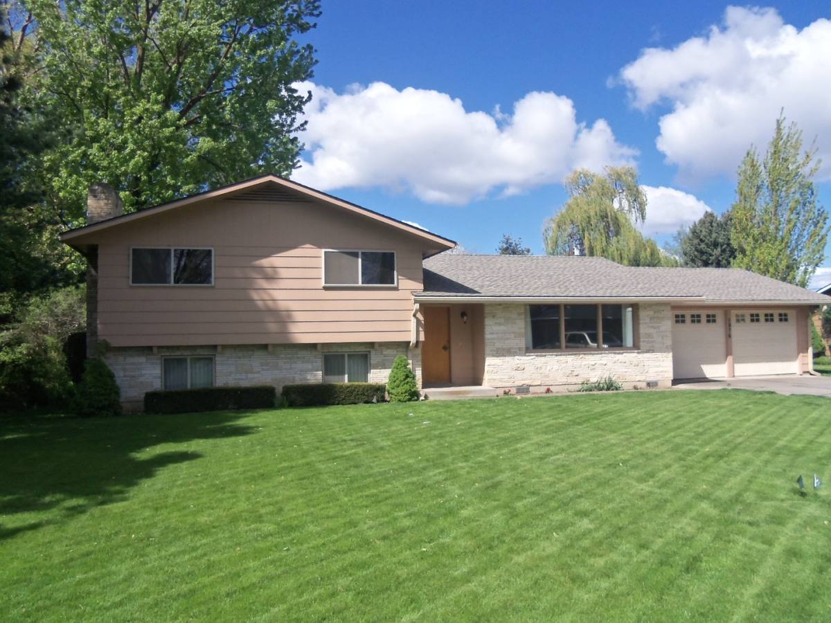 House for rent at 1976 Scarpelli Dr, Walla Walla, WA 99362
