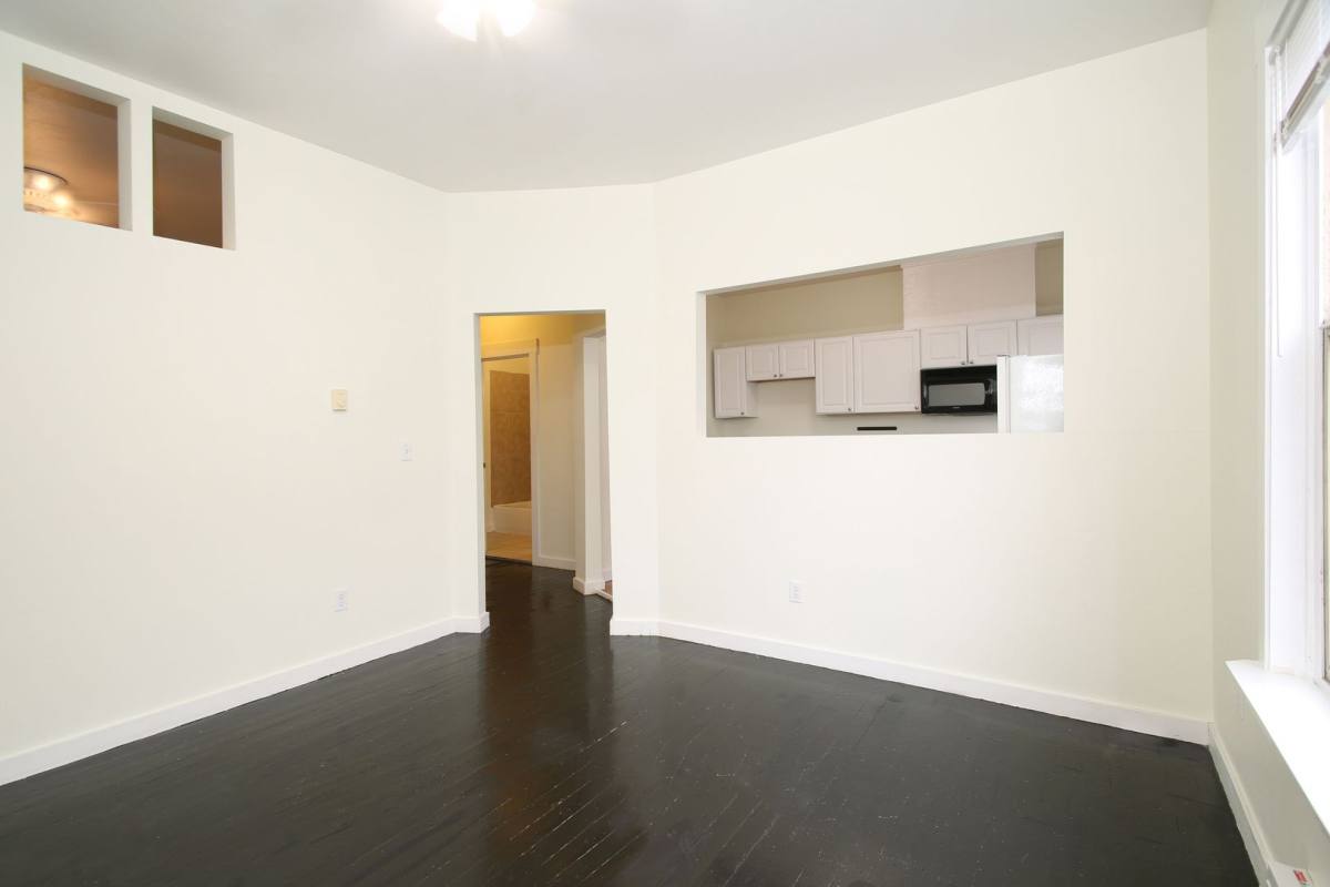 Apartment for rent at 515 22nd Ave, Seattle, WA 98122